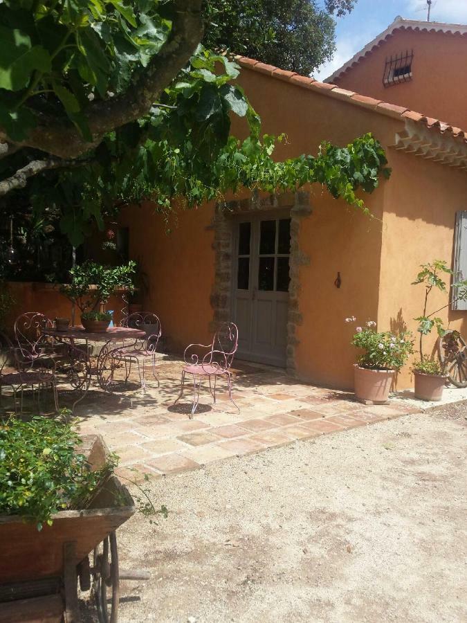 Les Anes De Petit Jean Pierrefeu-du-Var Exterior foto